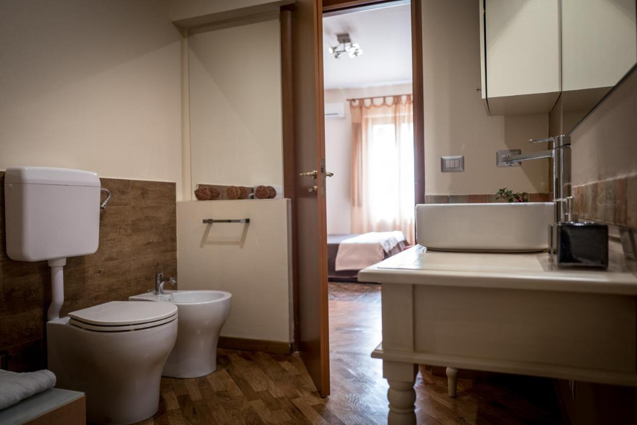 Palazzo Cosentino Bed & Breakfast Caltanissetta Bagian luar foto